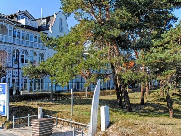 Strandvilla Aegir Mit Ostseeblick Binz Exterior photo