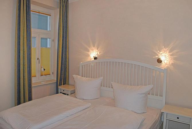 Strandvilla Aegir Mit Ostseeblick Binz Exterior photo